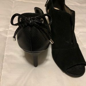 Nine West Peep Toe Heels